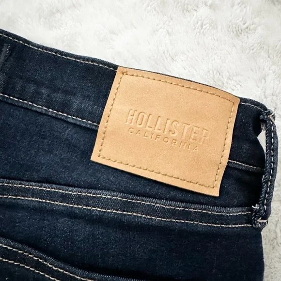 NWOT- HOLLISTER Men’s Distressed Dark Wash Skinny Jean - Picture 7 of 10